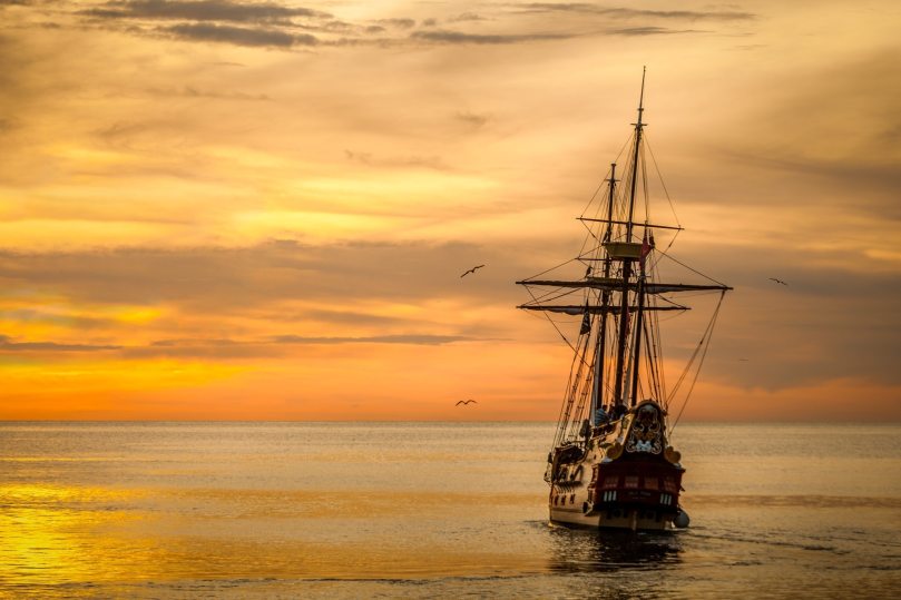 sunset-ship-boat-sea-37730